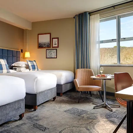 Harbour 4* Galway