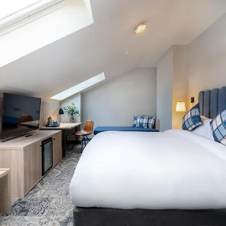 Harbour Hotell 4*