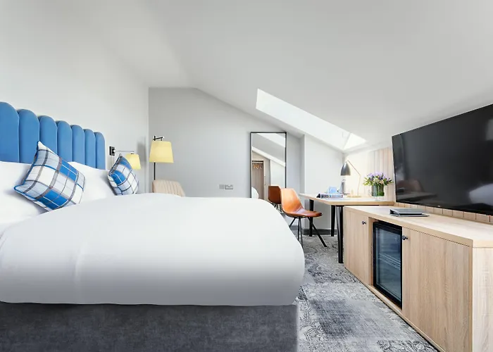 Harbour Hotel