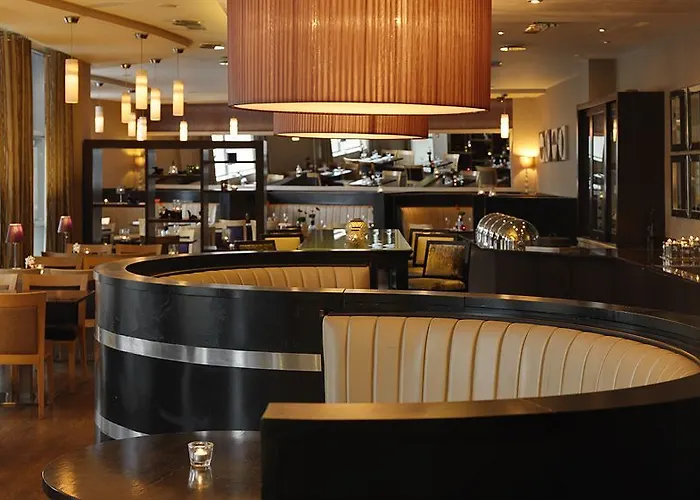 Harbour 4* Galway