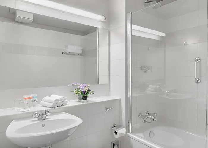 Harbour 4* Голуэй