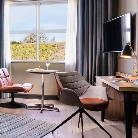 Harbour 4*
